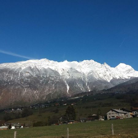Gite Mobile Home Reamenage A Ugine Entre Albertville Et Annecy Buitenkant foto